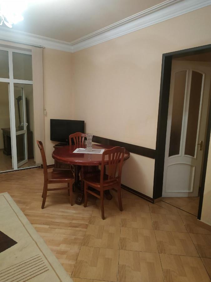 Sunny Land-1 Apartment Yerevan Ngoại thất bức ảnh